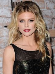 AnnaLynne McCord nude .